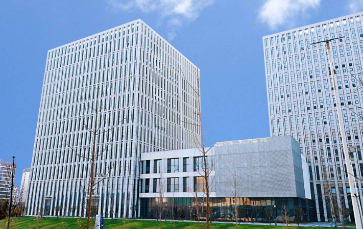 广汉胜兴冶金材料有限公司铬铁与锰铁在炼钢工艺中的应用对比